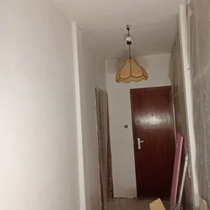Полагане на гипсова шпакловка по стени