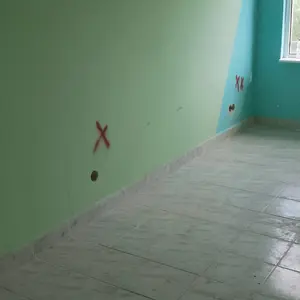 Пълен пакет електро инсталация - Включва: изработка на канали, полагане на кабели, монтаж на конзоли, разпределителни кутии и други. В цената не е включен монтажът на контакти, ключове, осветителни тела, терморелета и др.