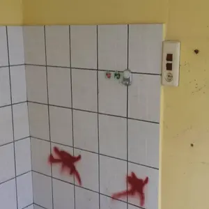Пълен пакет електро инсталация - Включва: изработка на канали, полагане на кабели, монтаж на конзоли, разпределителни кутии и други. В цената не е включен монтажът на контакти, ключове, осветителни тела, терморелета и др.