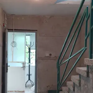 Къртене, чистене и извозване на строителни отпадъци.