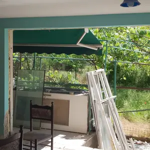 Къртене, чистене и извозване на строителни отпадъци.