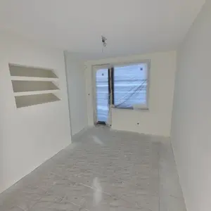 Полагане на латекс по стени