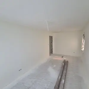 Полагане на латекс по стени