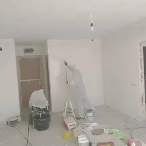 [S02484] - Левски зона Г - Кирил - Полагане на грунд преди боядисване по стени - Дневна с кухня и трапезария