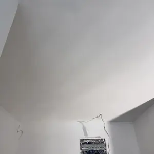 Полагане на латекс по таван