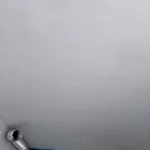 Полагане на латекс по таван