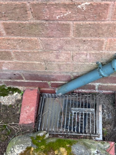 Blocked Kitchen Gully Clearance – Solihull (B92 8NN)