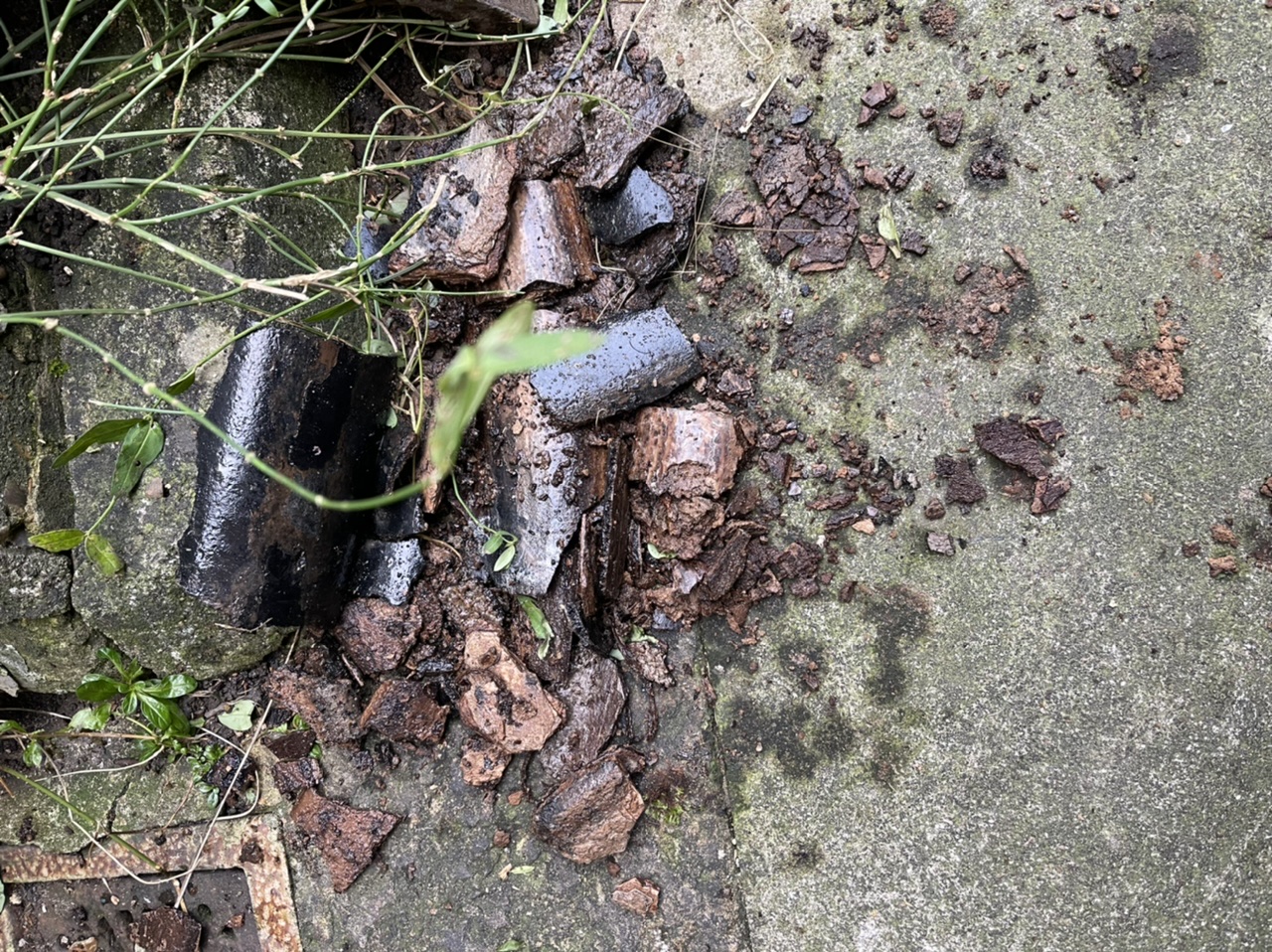 CCTV drain inspection image taken after descaling works in Luton (LU1).
