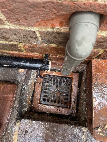 Grease blockage inside kitchen gully at a Henley‑on‑Thames property in RG9.
