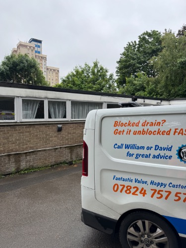 Overflowing external gully cleared, restoring safe drainage in Nottingham