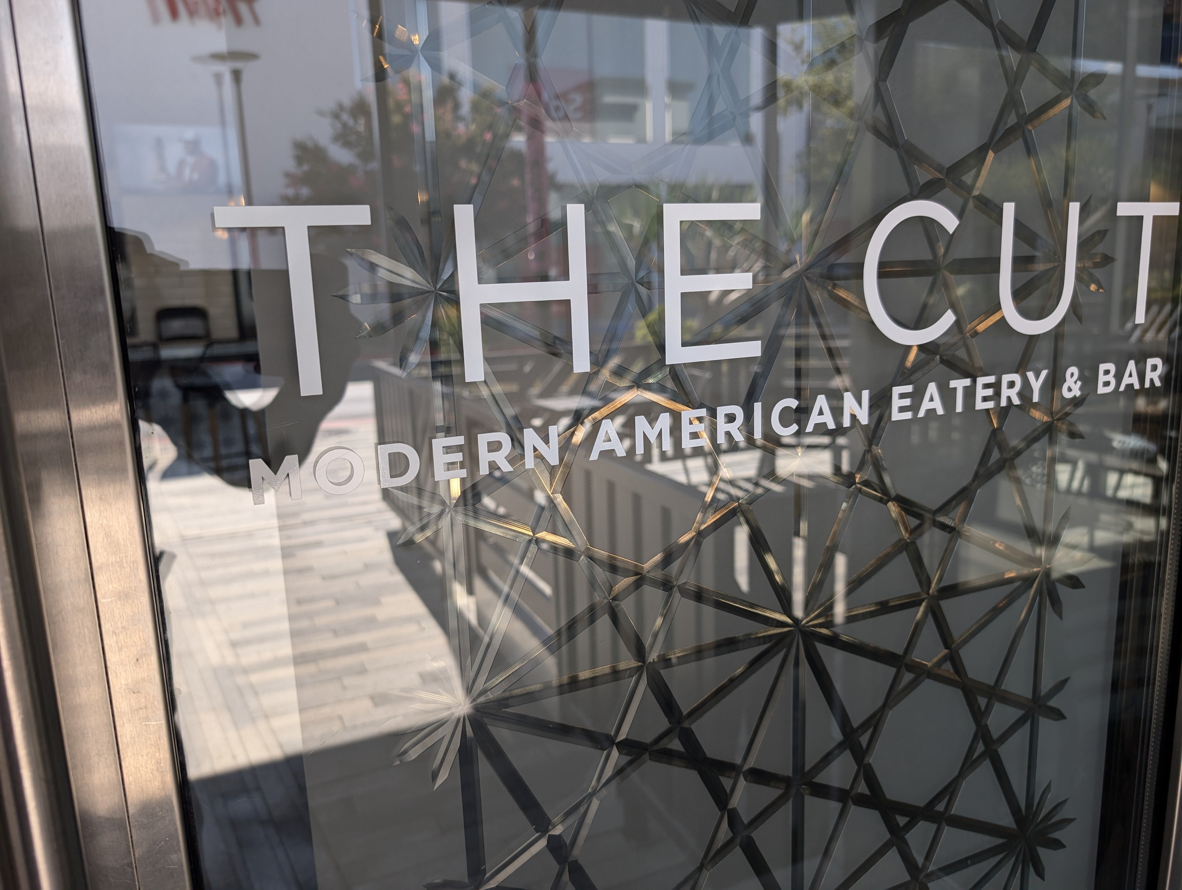 The Cut Handcrafted Burgers logo