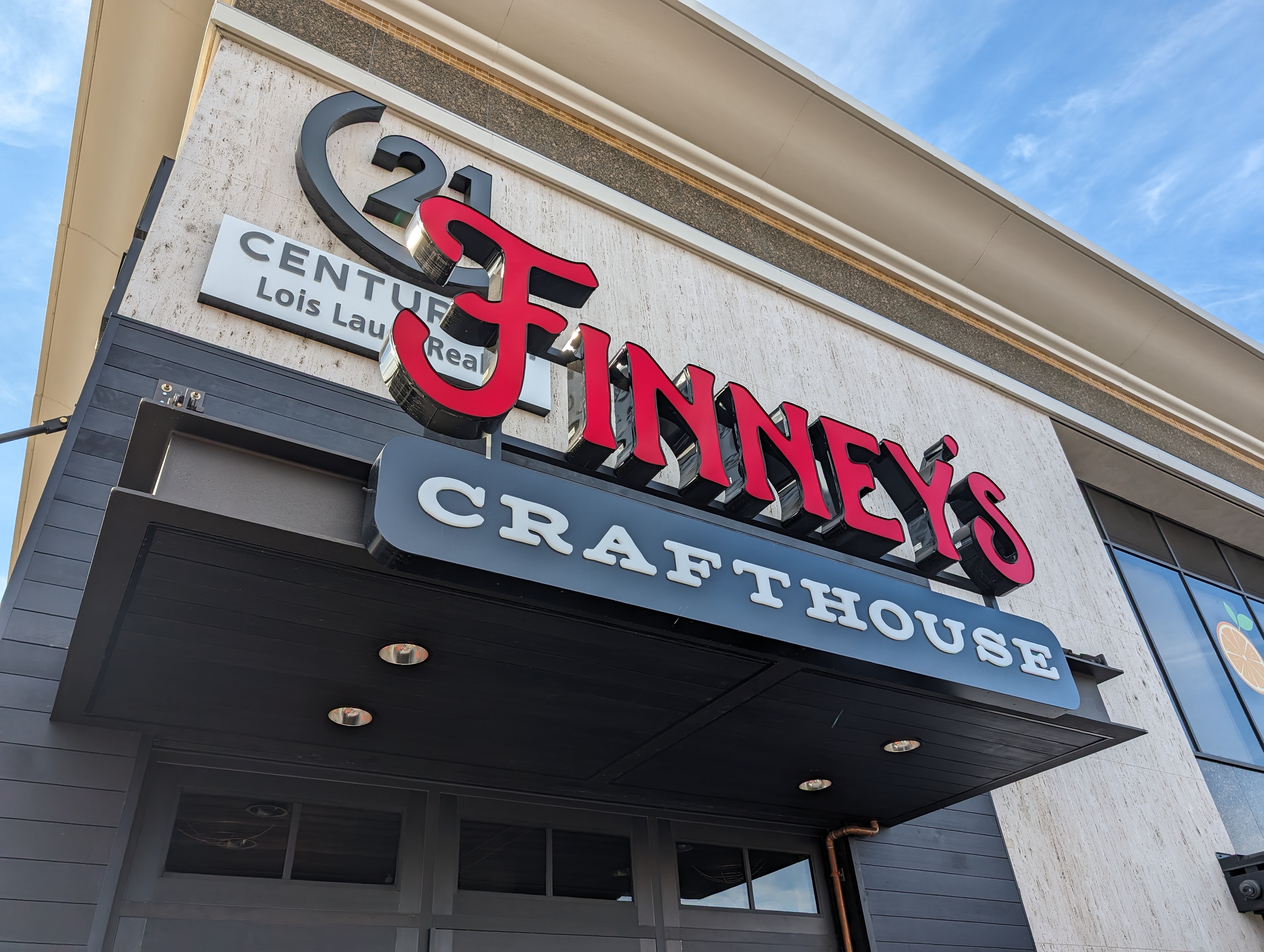 Finney's Crafthouse - Stevenson Ranch logo