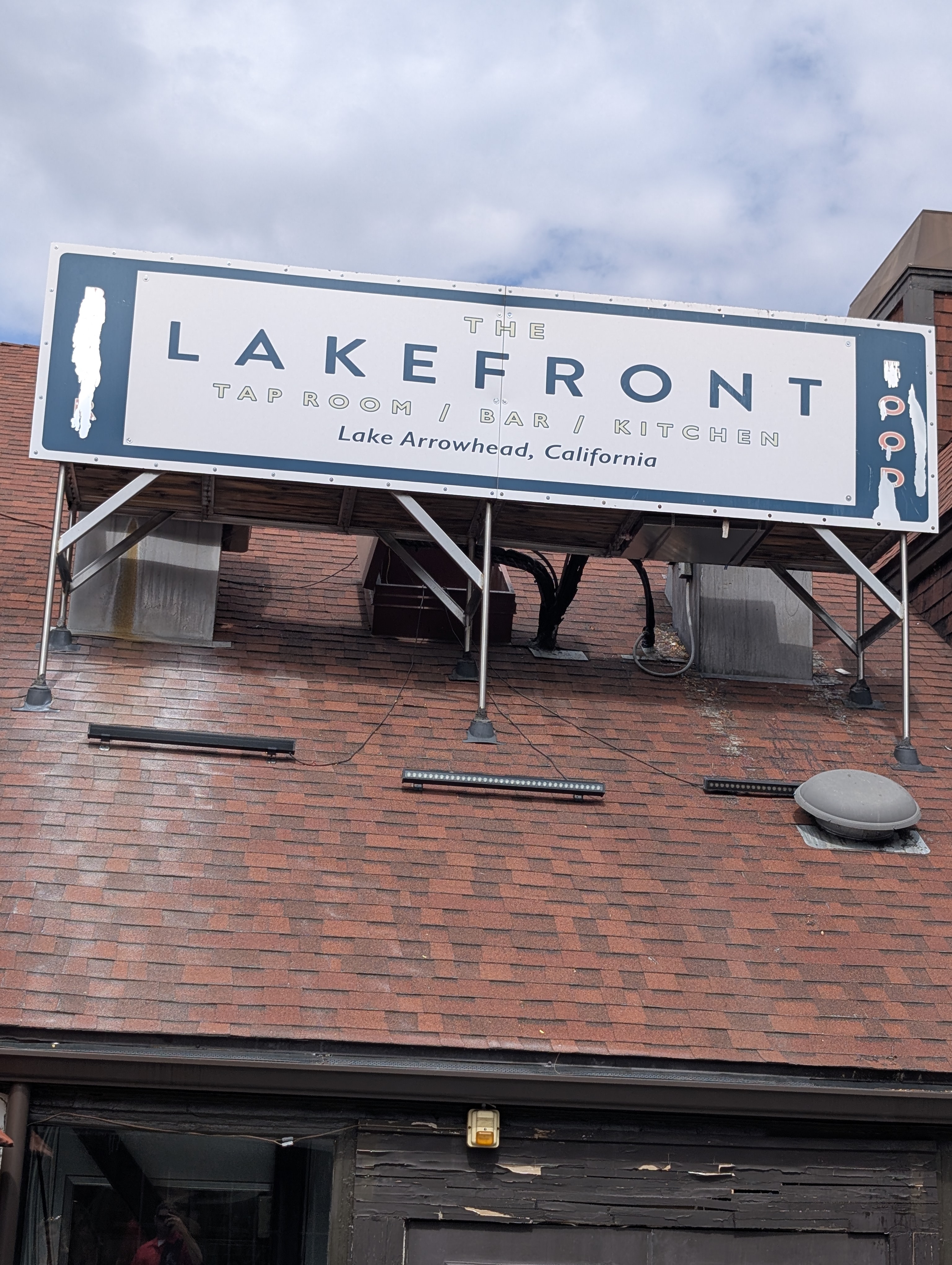 The Lakefront Tap Room Bar and Kitchen photo 2