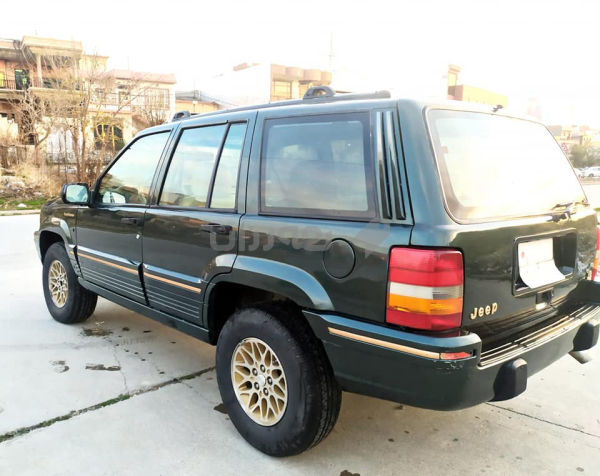 Cherokee 1994 - 3