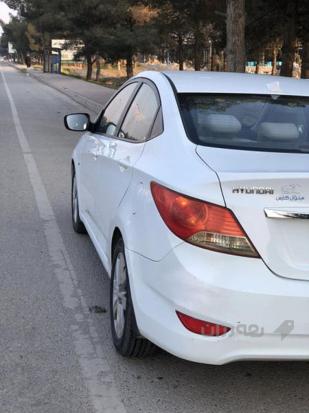 هۆندا ئەکسێنت 2012 - 2