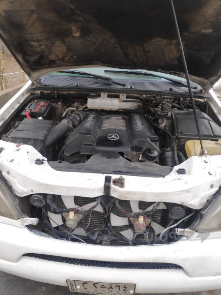 مرسيدس بنز ML430 موديل 2001  - 3