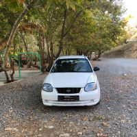 هۆندای ئەکسێنت 2004
