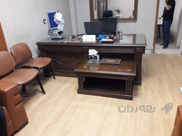 مێزو کورسی و قەنەفەی ئۆفیس