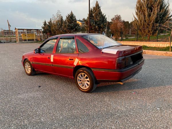  أؤپل ڤيكترا مؤديل 92 