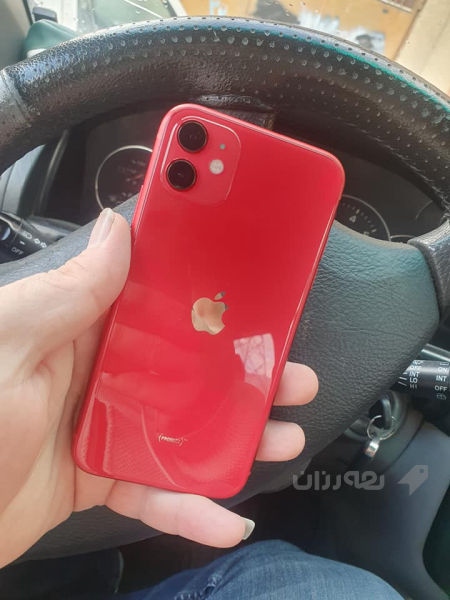 ئایفۆن یانزە دووکامێرا