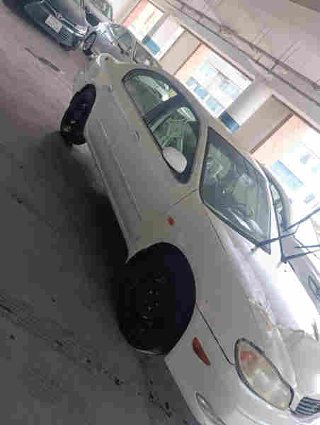نيسان ماكزيما 2002 - 2