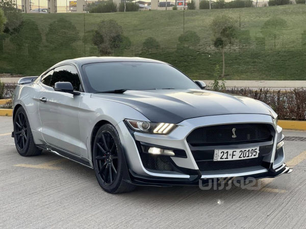 Ford mustang 2017  - 2
