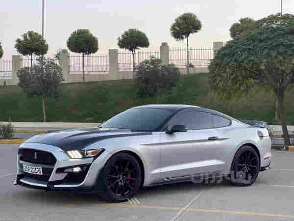 Ford mustang 2017 