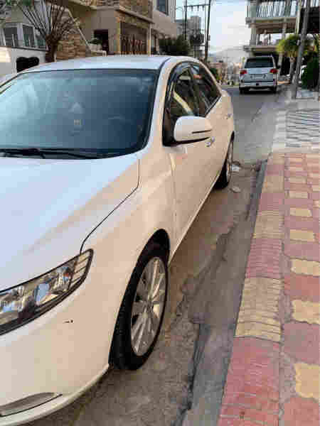 ‎ كیا سیراتۆ  شتی نمونە 2012 - 3