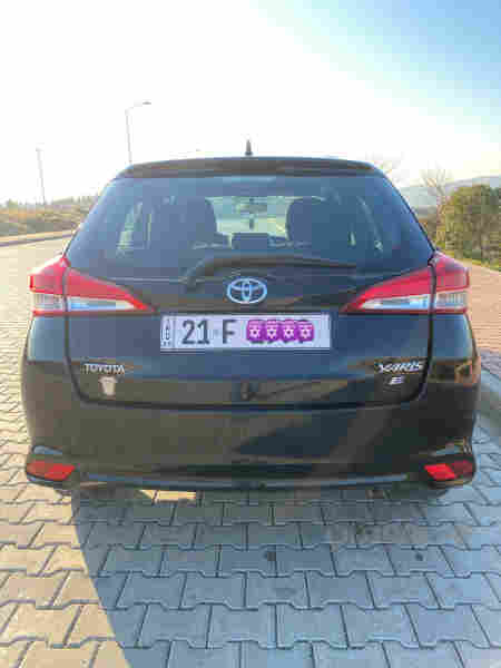 توێتا یارس - 2