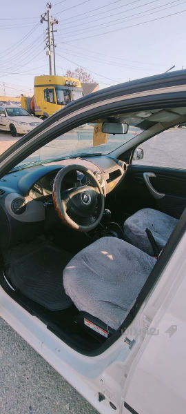 Renault  - 5