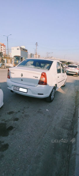 Renault  - 4