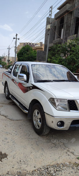 نیسان ناڤارا مودیل2009