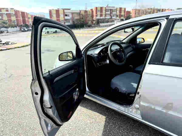 ئەڤیۆ 2010 ئۆتۆماتیك - 6