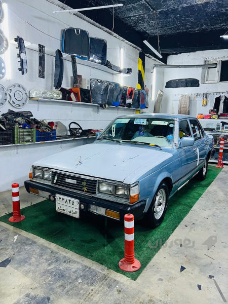 تويوتا كرونا موديل 1982ته بريد ارم بلاستك  - 2