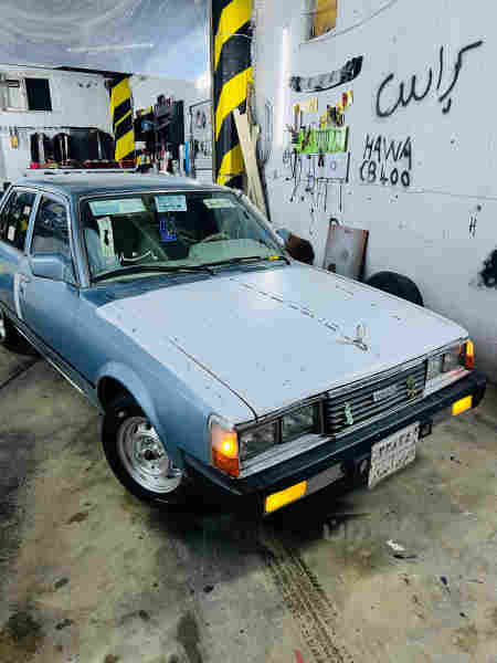 تويوتا كرونا موديل 1982ته بريد ارم بلاستك  - 4