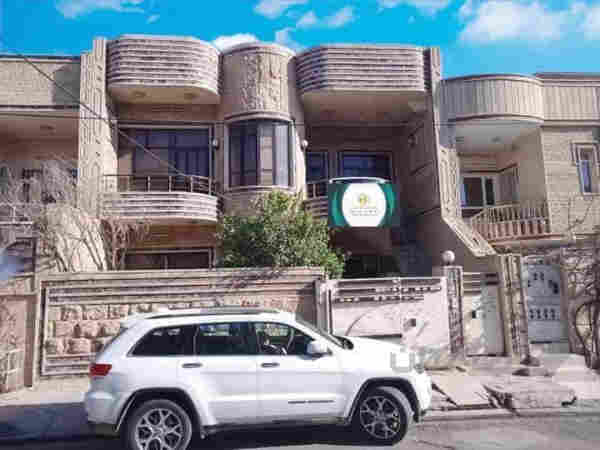  خانوو بۆ فرۆشتن لە هەڤاڵان 