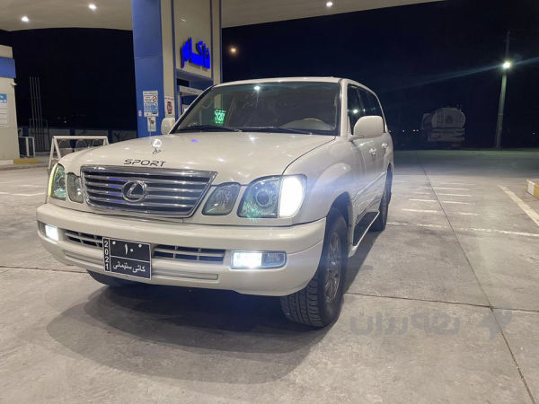 لەگزز LX470 V8