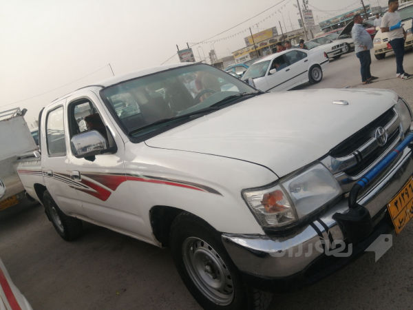 پیکب توێتاارنب 2001