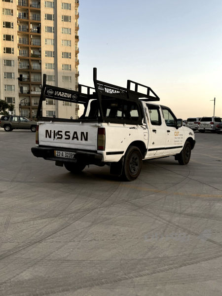 نیسان بیک اپ 2002 - 4