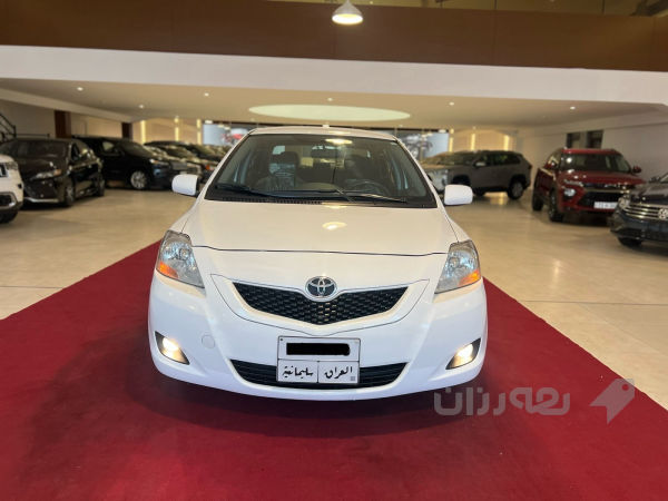 تویتا یارس 2013 بێ بۆیاخ - 4