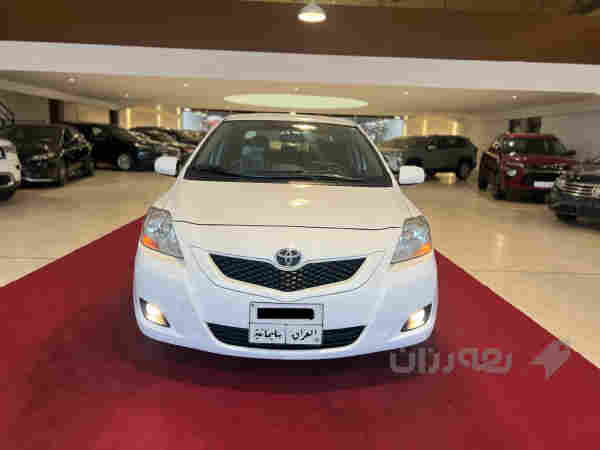 تویتا یارس 2013 بێ بۆیاخ - 4