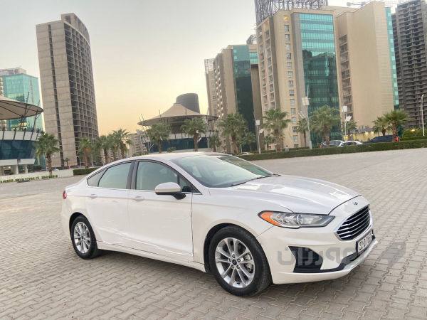Ford fusion 2020 - 4