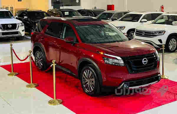 NISSAN PATHFINDER - 2