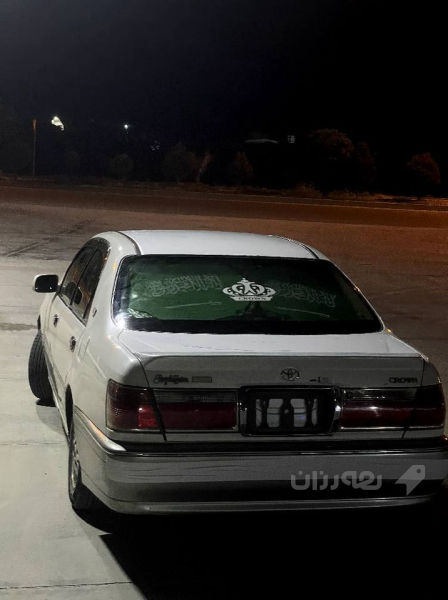  کراوان مەلیکە  2000 - 3