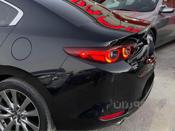 Mazda 3 Premium - 2
