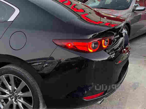 Mazda 3 Premium - 2