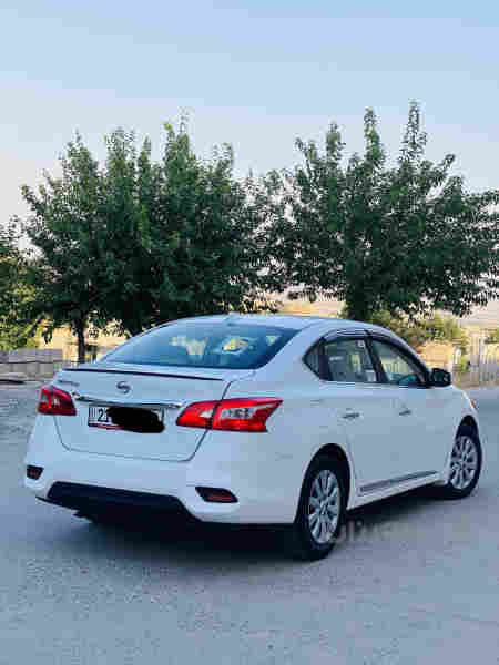 Nissan sentra 2016 - 3