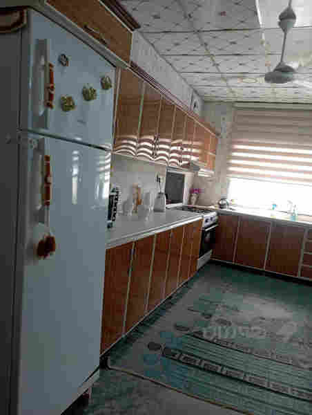 ئەم خانوە بۆ فرۆشتن دووقاتە ڕووبەرەکەی 300 مەترە خانوەکە 200  - 4