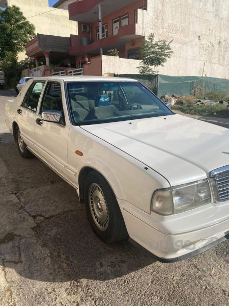 نیسان سدریك 2001