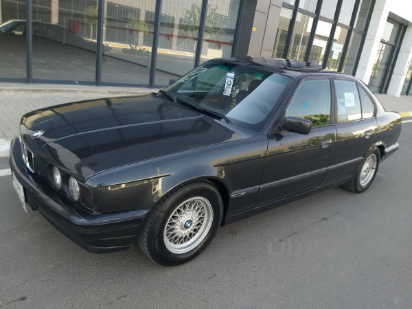 BMW/ 525